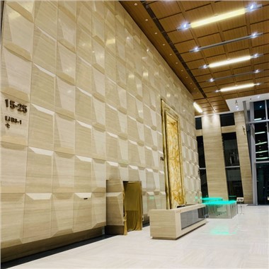 静脈カット トラバーチン タイル