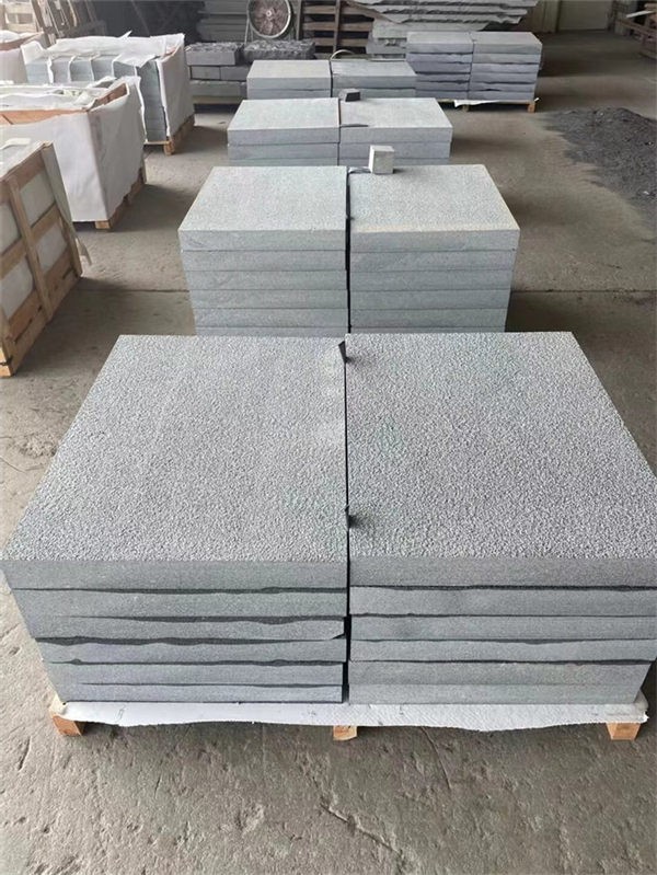 G612 bush hammered green granite tile G612 bush hammered green granite tile